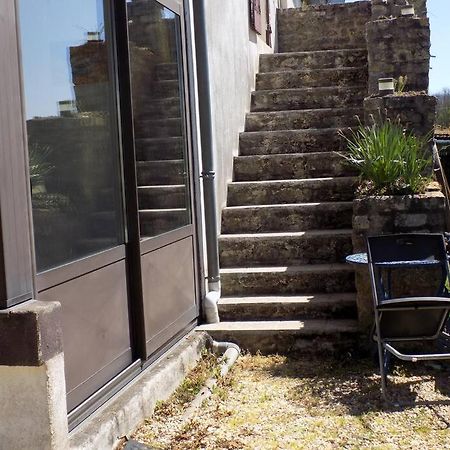 Vue Du Jardin Apartment Les Adjots Bagian luar foto